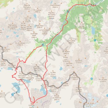 Pico Serrato et peña de Xuans depuis le refuge Wallon GPS track, route, trail